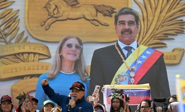 [포토] 마두로 석방 요구 시위 참석한 베네수 내무장관