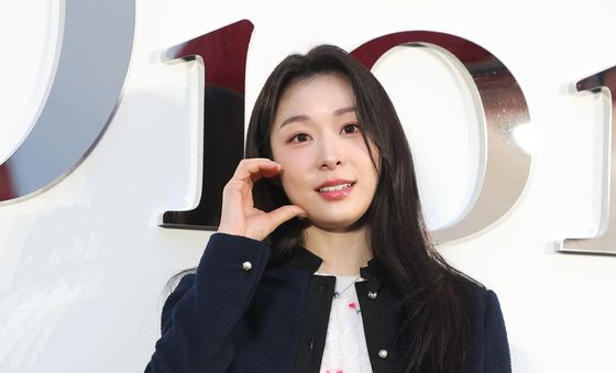 김연아, 사랑스러운 볼 하트