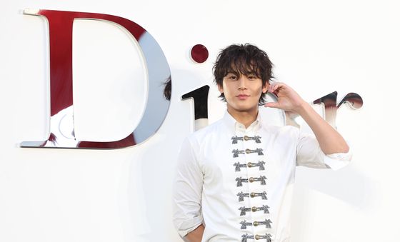 민규, 달달한 볼 하트