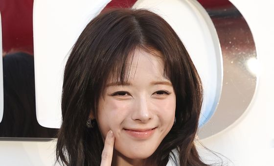 노정의, 꽃 애교 장착