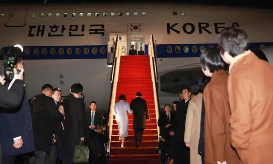 공군1호기 탑승하는 이재명 대통령