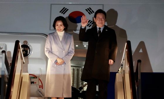 이재명 대통령 '중국 국빈방문 일정 마치고'