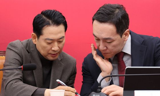 현안 논의하는 장동혁·김민수