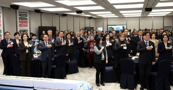 의료계 새해 맞아 의·정 한자리에