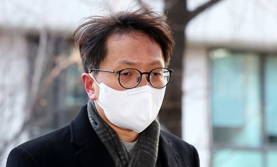 '김병기 식사 의혹' 쿠팡 박대준 경찰 출석