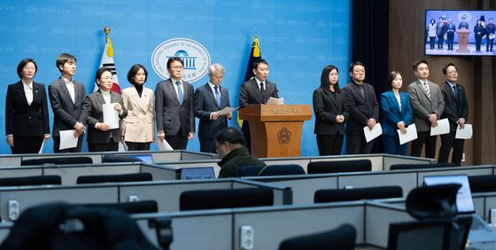 수사권과 기소권 완전 분리, 바람직한 검찰개혁 촉구하는 의원들