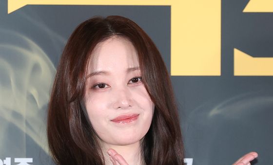 전종서, 영화관에 핀 꽃