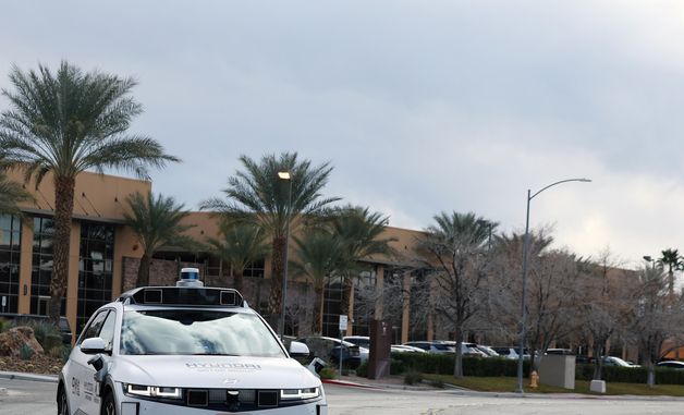 [CES2026]도로 달리는 아이오닉5 기반 로보택시