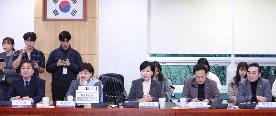 민주당 서울시장 후보들, 전장연 간담회