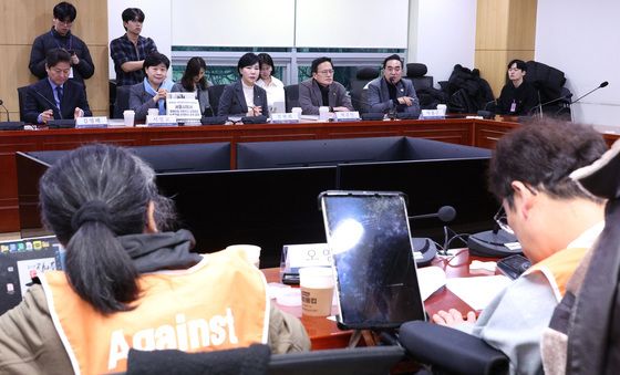 전장연 간담회하는 민주당 서울시장 후보들