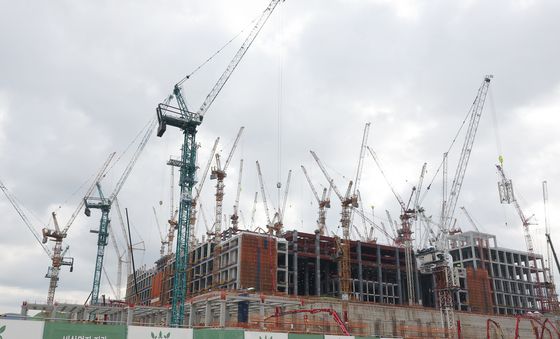 분주한 모습 보이는 용인반도체클러스터 산단 공사현장