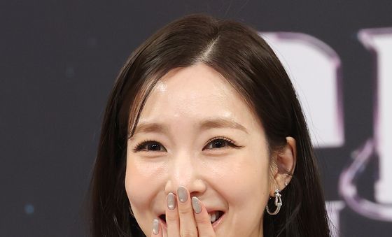 '변요한♥' 티파니 영, 베일드컵 심사위원