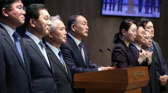 청와대 오찬간담회 브리핑하는 김원이 의원