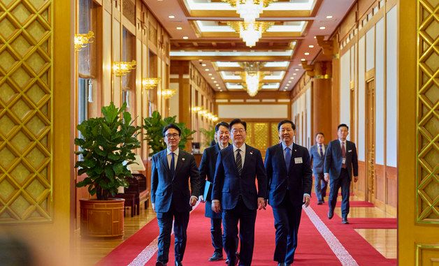 경제성장전략 국민보고회 참석하는 이재명 대통령