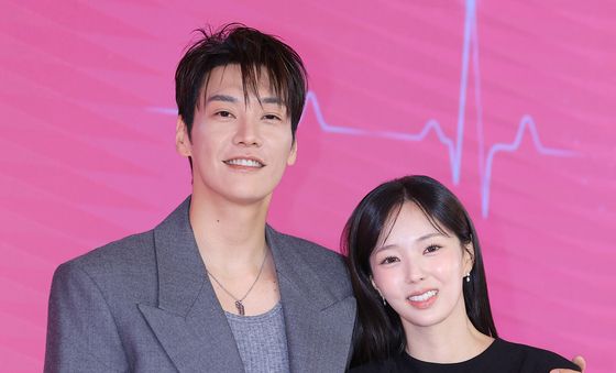 김영광·채수빈, 충전 빙자 결혼 로맨스 커플