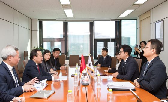 배경훈 부총리, 베트남 과학기술부 장관 면담