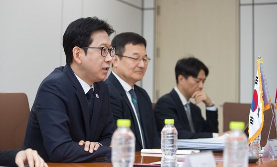 베트남 과학기술부 장관 만난  배경훈 부총리