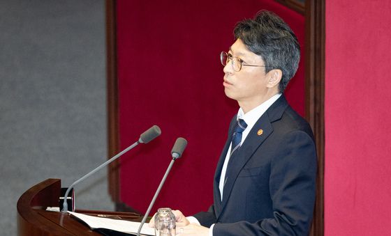 인사말하는 홍지선 국토교통부 장관
