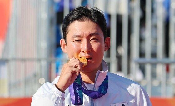 김종호, '영광의 금메달 맛은?'