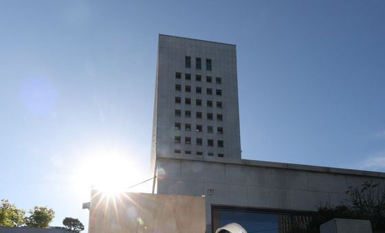 '공소청 출범 하루 앞으로' 서울고검 현판 교체 작업