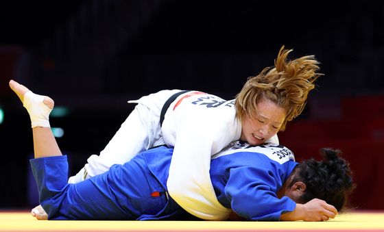 김지수, 온 힘을 다해!