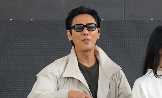주지훈, 기다려 오빠가 내려갈게