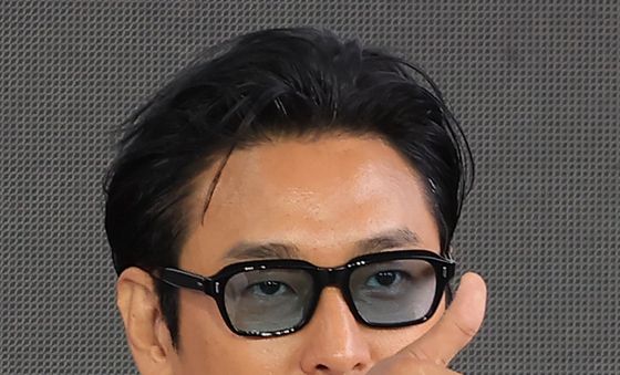 주지훈, 시그니처 포즈