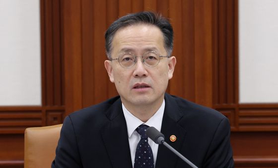 이형일 부총리, 대외경제 리스크 점검