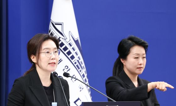 李대통령, '납 배출 비타민 주사' 의혹에 "중대한 인권침해 엄중대응" 지시