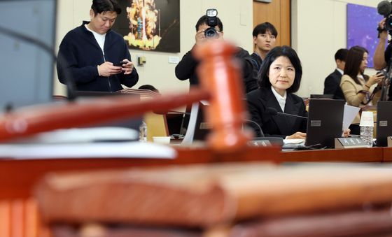 [국감] 과방위, 이진숙 의원 제척안 가결