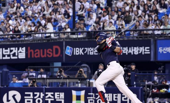 레이예스, 시즌 210안타는 솔로 홈런