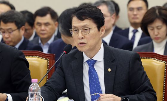 [국감] 의원 질의에 답하는 최원호 원안위원장