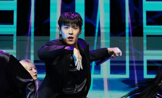 에이비식스 박우진, 열정 넘치는 무대