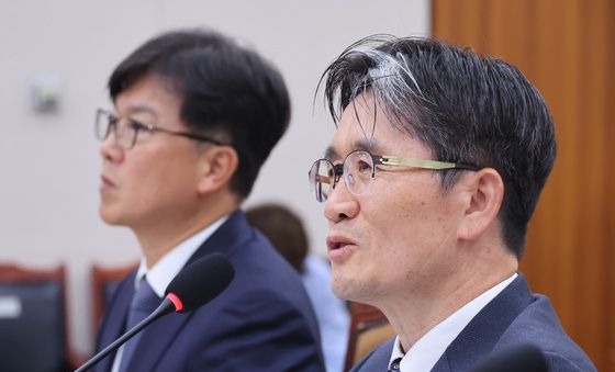 [국감] 국정감사 답변하는 오동운