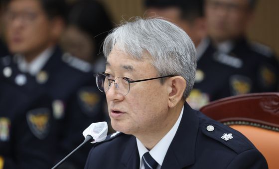 [국감] 의원 질의에 답하는 김홍근 경기남부청장 직무대리