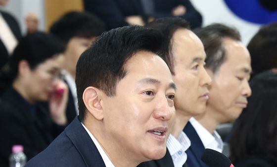 서울시구청장협의회서 모두 발언하는 오세훈 시장