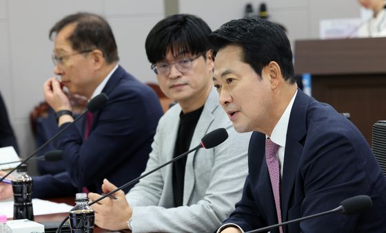 발언하는 장동혁 대표