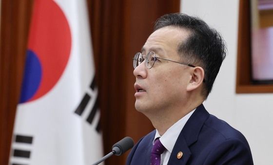 비상경제본부회의 주재하는 이형일 부총리