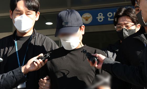생후 2개월 딸 때려 숨지게 한 40대 구속영장