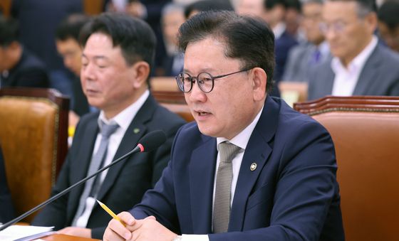 [국감] 답변하는 이승돈 농촌진흥청장