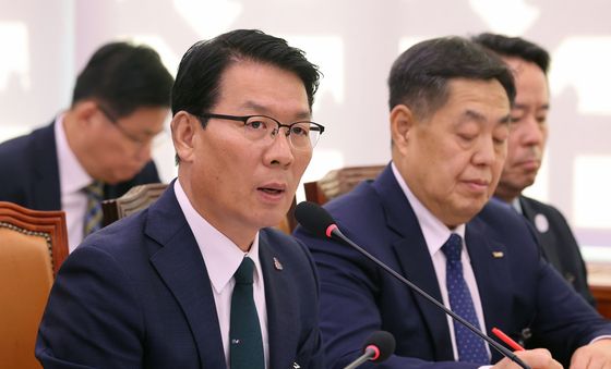 [국감] 답변하는 김인중 한국농어촌공사 사장