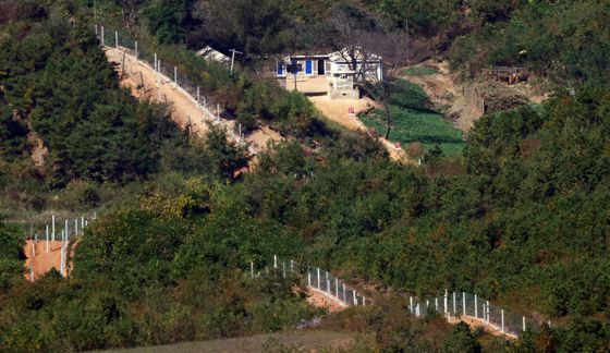 강화도 앞 북한 해안서 이어지는 폭발음