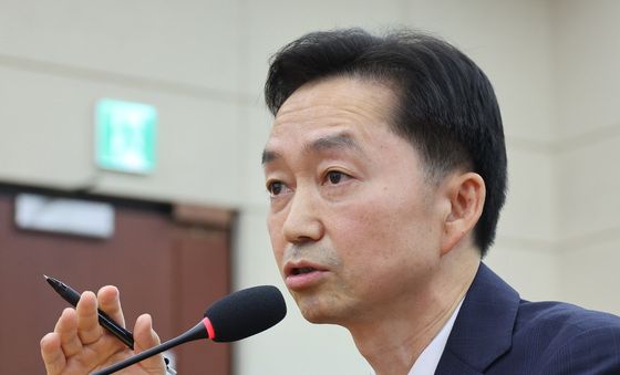 김지용 훟보자 '답변'