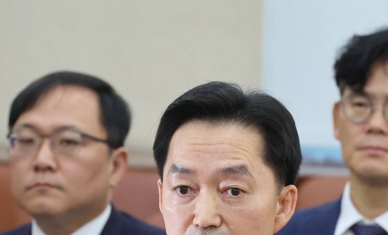 의원 질의 답변하는 김지용 중수청장 후보자