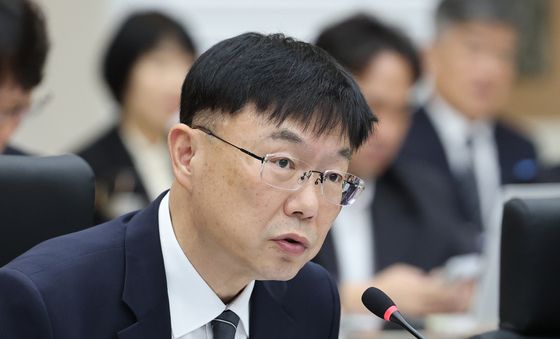 [국감] 질의에 답변하는 안형준 국가데이터처장