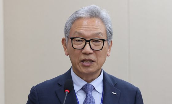 [국감] 업무보고하는 이상중 한국인터넷진흥원장