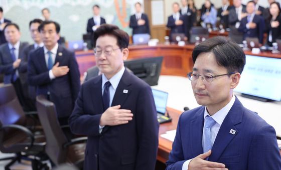 수석보좌관회의 참석한 임광현 비서실장