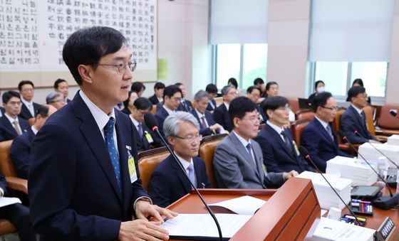 [국감] 오민석 법원장, 국감 업무보고