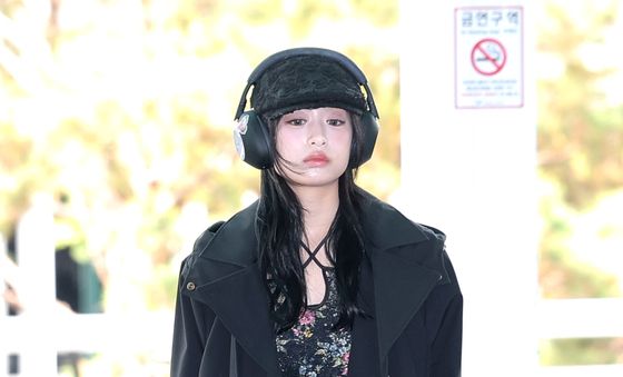 베이비몬스터 아현, 가을 꽃
