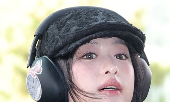아현, 인형